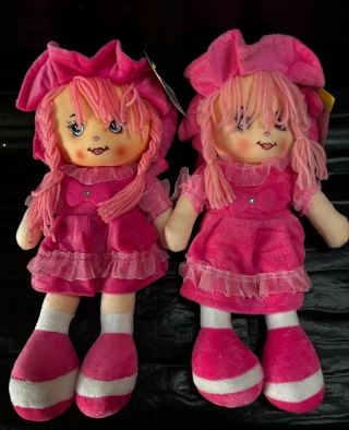 Přijďte si k nám pro krásné plyšáky například pod stromeček 🎄🎁 Různé zvířátka, panenky nebo i chrastící plyšáci ☺️😉 Ceny...